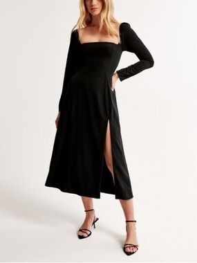 Abercrombie & Fitch Black Long-Sleeve Square Neck Midi Dress